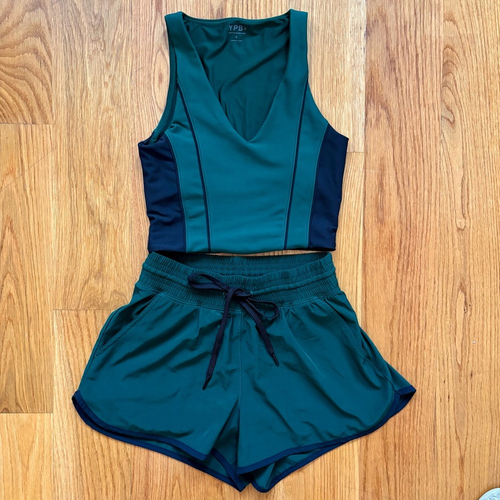 Abercrombie & Fitch YPB sculptLUX V-Neck Tank & MotionTEK High Rise Lined Shorts